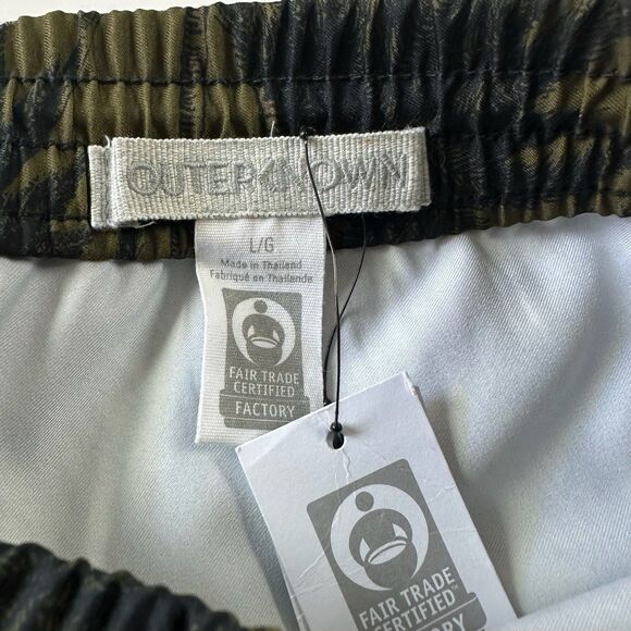 Outerknown Shorts Mens L Palm Tree VOLLEY Swim Trunk Large NWT - Picture 6 of 8